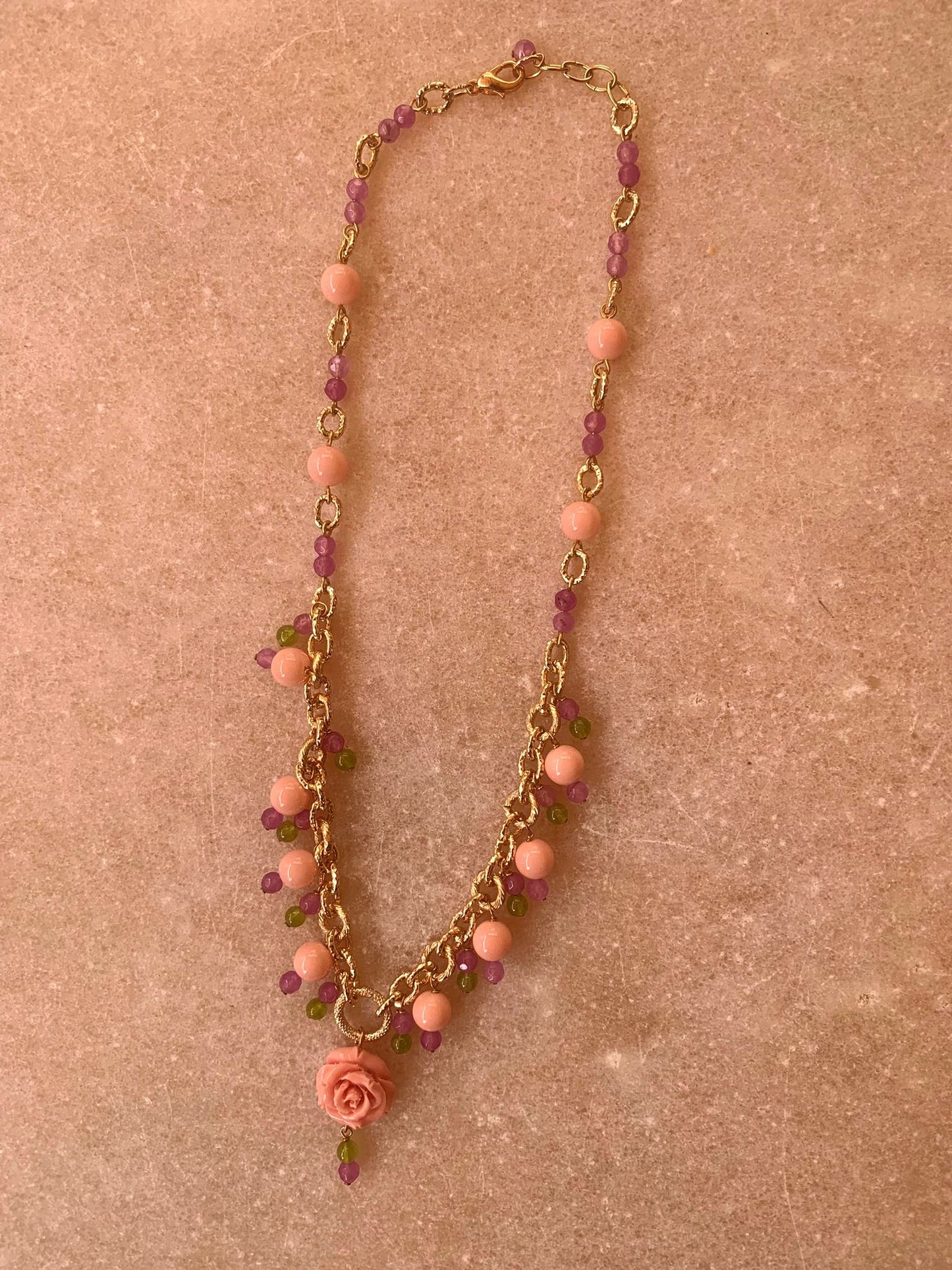 Collana artigianale fiore rosa